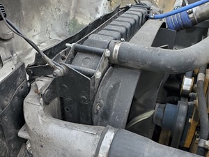 Used 2003 Freightliner FL70 Radiator (Stock #92519-13)) Part Image