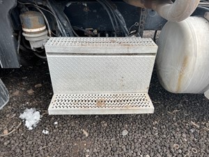 Used 2003 Peterbilt 378 Battery Box (Stock #40622-1)) Part Image