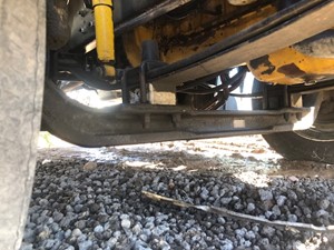 Used 2004 Freightliner M2 106 Front Axle, Complete (Stock #61620-12)) Part Image