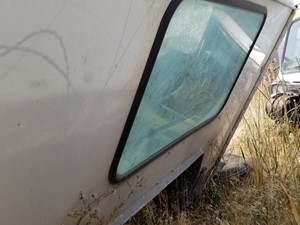 Used 2004 Sterling CONDOR Back Window Image