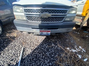 Used 2005 Chevrolet Silverado Bumper (Stock #31421-5)) Part Image