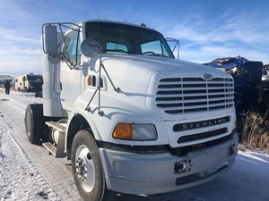Used 2005 Sterling A9500 Sleeper Fairing (Stock #10618-2)) Part Image
