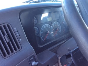 Used 2005 Sterling ACTERRA Instrument Cluster (Stock #21817-3)) Part Image