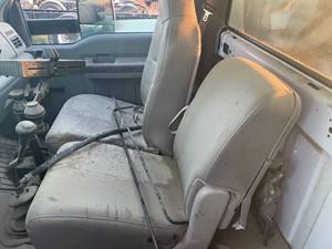 Used 2006 Ford F-750 Seat (Stock #91221-5)) Part Image