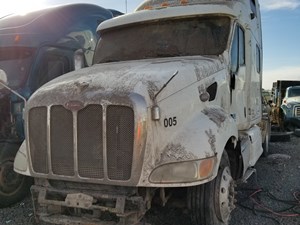 Used 2006 Peterbilt 387 Front Axle, Complete (Stock #21118-23)) Part Image