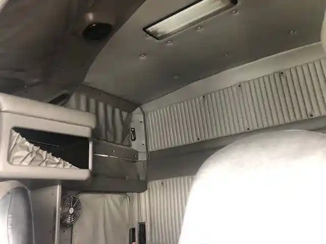 Image 3 of part Used 2007 Kenworth T600 Cab