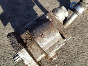 Used 2007 Mercedes MBE-460 Steering Pump Image