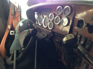 Used 2007 Peterbilt 387 Instrument Cluster (Stock #31917-1)) Part Image