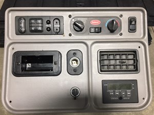 Used 2007 Peterbilt 387 Sleeper Part (Stock #P-257)) Part Image