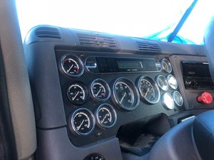Used 2009 Freightliner Cascadia Instrument Cluster (Stock #60219-19)) Part Image