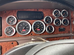 Used 2009 Peterbilt 387 Instrument Cluster (Stock #41822-1)) Part Image