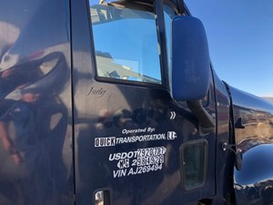 Used 2010 Kenworth T2000 Door (Stock #102221-15)) Part Image