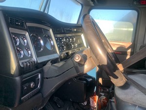 Used 2010 Kenworth T660 Steering Column (Stock #30221-18)) Part Image