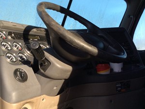 Used 2011 Freightliner Cascadia 125 Steering Column (Stock #121718-4)) Part Image