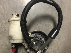 Used 2012 Cummins 6.7 Steering Pump Image