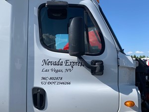 Used 2012 Freightliner Cascadia 125 Door (Stock #52719-5)) Part Image