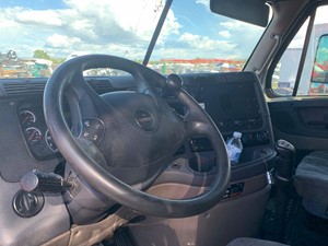 Used 2012 Freightliner Cascadia 125 Steering Column (Stock #52719-1)) Part Image