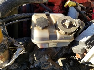 Used 2012 Freightliner M2 106 Power Steering Reservoir (Stock #100717-2)) Part Image