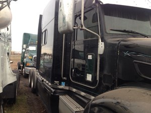 Used 2012 Peterbilt 386 Sleeper Part Image