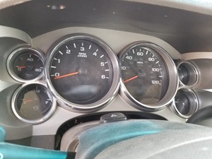 Used 2013 Chevrolet Silverado Instrument Cluster (Stock #81018-3)) Part Image