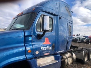 Used 2013 Freightliner Cascadia 125 Door (Stock #31522-21)) Part Image
