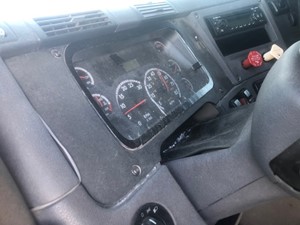 Used 2013 Freightliner Cascadia 125 Instrument Cluster (Stock #51822-6)) Part Image