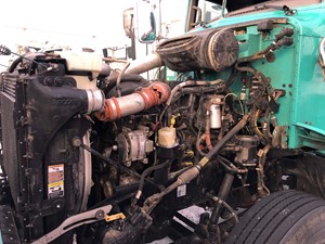 Used 2013 Peterbilt 386 Air Cleaner (Stock #121518-6)) Part Image
