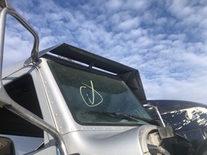 Used 2013 Peterbilt 386 Sun Visor (Stock #111121-16)) Part Image