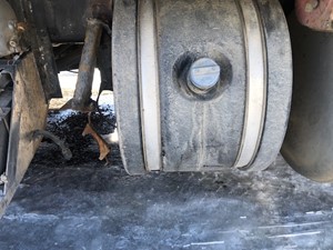Used 2013 Peterbilt 389 DEF Tank (Stock #22220-1)) Part Image