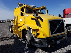 Used 2013 Volvo VNL Front Axle, Complete (Stock #51018-20)) Part Image