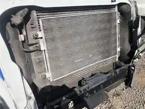 Used 2014 Freightliner Cascadia 125 Radiator (Stock #41023-12)) Part Image