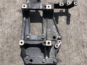 Used 2014 Kenworth T660 Bracket Image