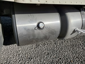Used 2014 Peterbilt 579 DEF Tank (Stock #62919-19)) Part Image