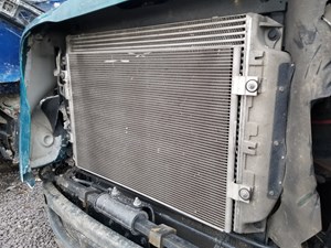 Used 2015 Freightliner Cascadia 125 Radiator (Stock #20418-25)) Part Image