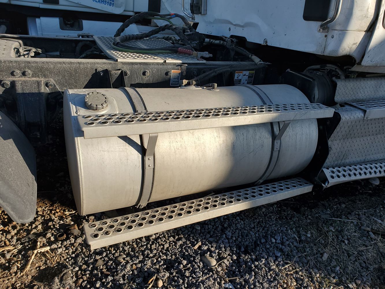 2015 Kenworth T880 (Stock 11211911) Fuel Tanks TPI