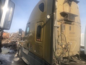 Used 2016 Freightliner Cascadia 125 Door (Stock #30421-4)) Part Image
