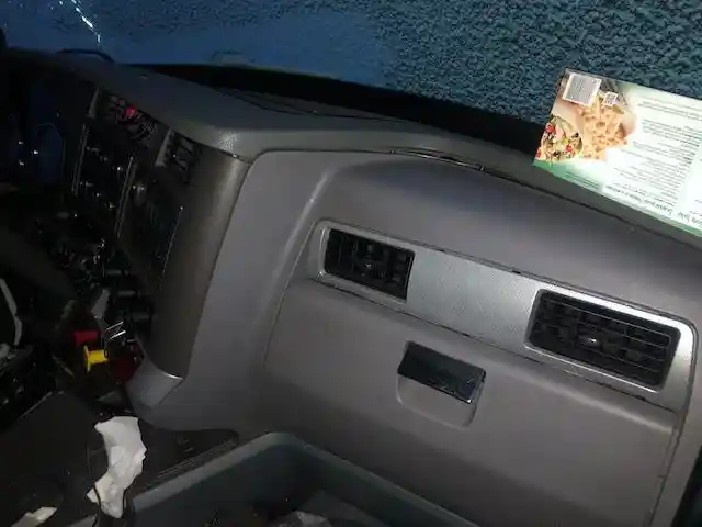 Image 5 of part Used 2016 Kenworth T680 Cab