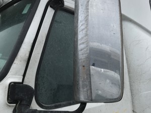 Used 2016 Volvo VNL 780 Side View Mirror (Stock #121919-19)) Part Image