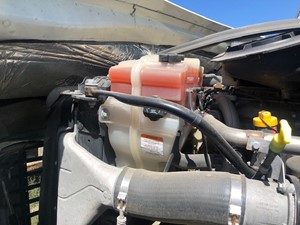 Used 2017 Freightliner Cascadia 132 Radiator (Stock #90319-13)) Part Image