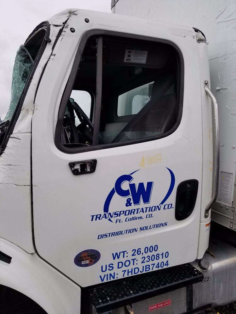 Used 2017 Freightliner M2 106 Door