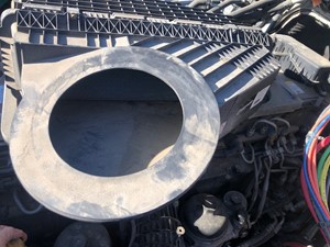 2018 Freightliner Cascadia Air Cleaners (Stock #32921-15) Part Image