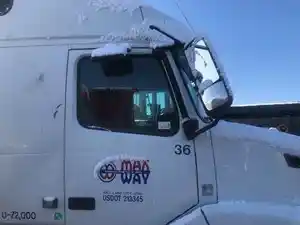 Used 2018 Volvo VNL Door (Stock #40523-14)) Part Image