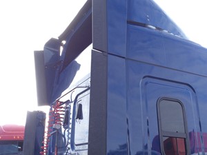 Used 2019 Freightliner Cascadia 123 Sleeper Fairing (Stock #30919-6)) Part Image