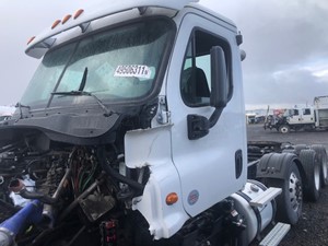 Used 2019 Freightliner Cascadia 125 Cab (Stock #42522-6)) Part Image