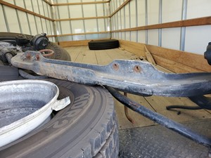 Used 2019 International DuraStar 4300 Front Axle, Complete (Stock #100819-12)) Part Image