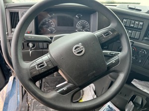 Used 2019 Volvo VNL Steering Column (Stock #51422-7)) Part Image