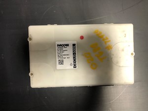 Used 2020 Kenworth T680 Dash Control Module (Stock #72420-22)) Part Image