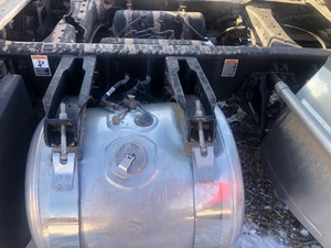 Used 2020 Peterbilt 579 Fuel Tank (Stock #11522-9)) Part Image
