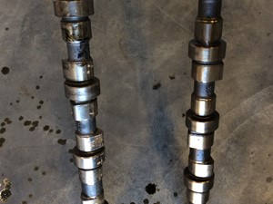 Used Cummins 5.9L Camshaft (Stock #5.9-1)) Part Image