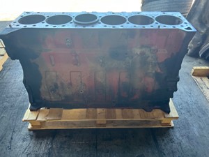 Used Cummins ISX Block (Stock #101560)) Part Image